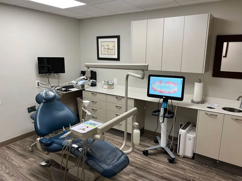 LI Dental Solutions - Dentist Chair Operating Room With Dental Chair